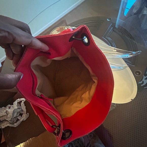 Bottega Veneta Red Leather Handbag - Picture 6 of 6